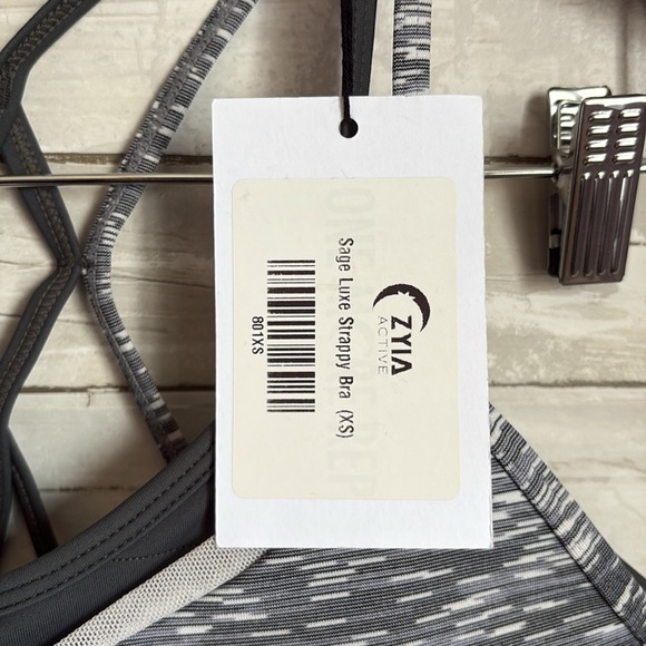 NWT ZYIA ACTIVE Grey & Sage Luxe Strappy Women's Sports Bra - Picture 6 of 11